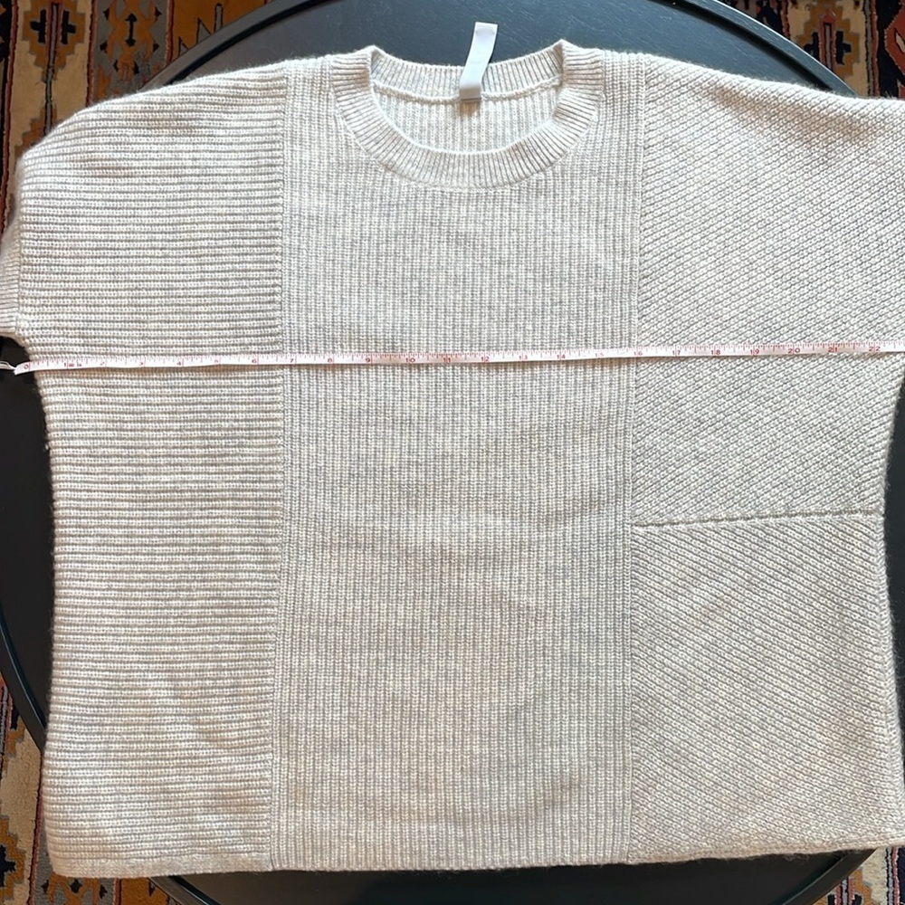 ATHLETA Wool Cashmere Turin Sweater Size Medium Light Grey Heather MSRP $178 - Picture 10 of 11